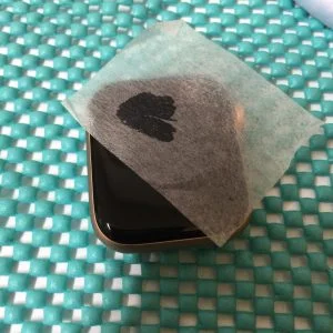 Apple Watch Series 3 GPS 42mm バッテリー交換 — 修理の様子