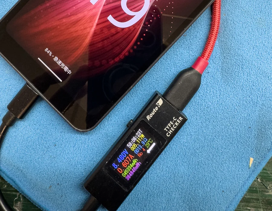 AQUOS Xx-Y データ復旧 — 修理の様子