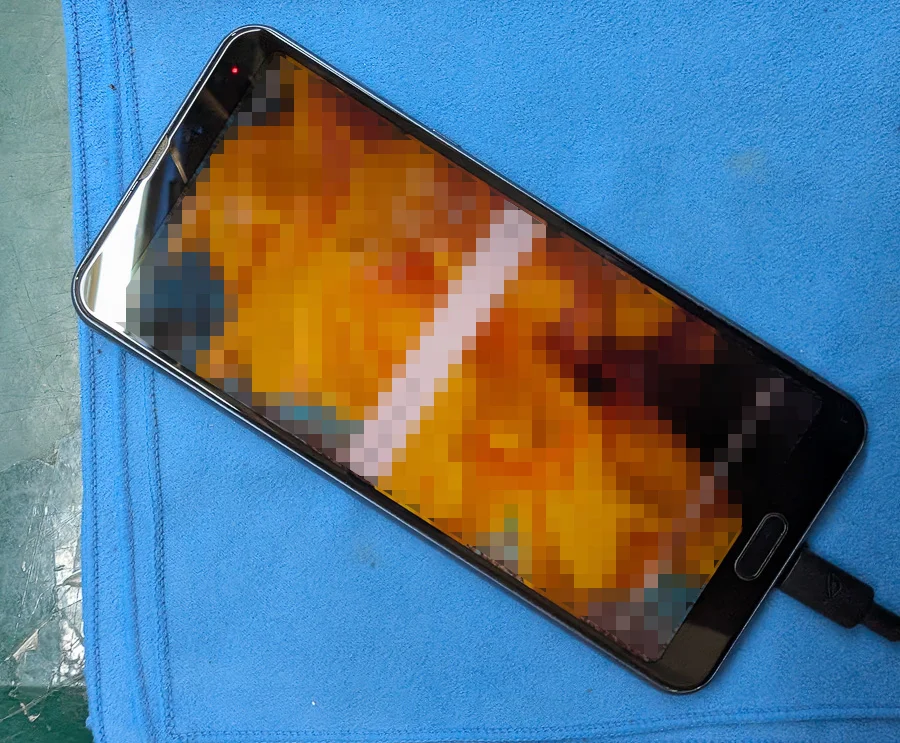 AQUOS SH-RM02 システム修復 — 修理の様子