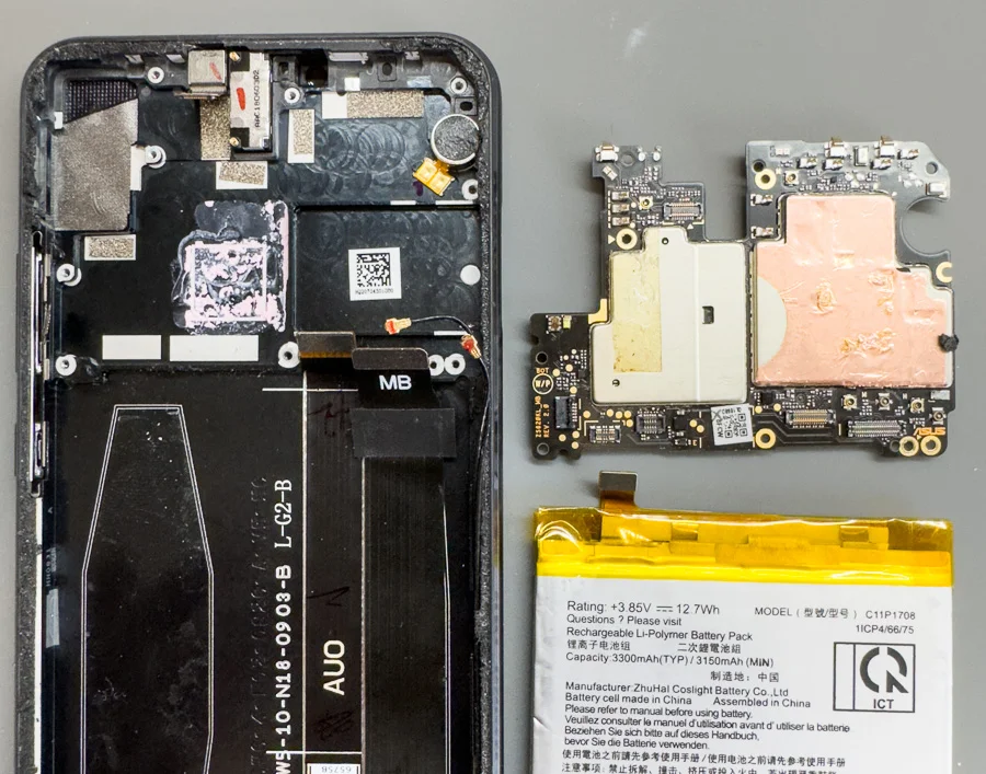 ZenFone 2 ZE551ML データ復旧 — 修理の様子