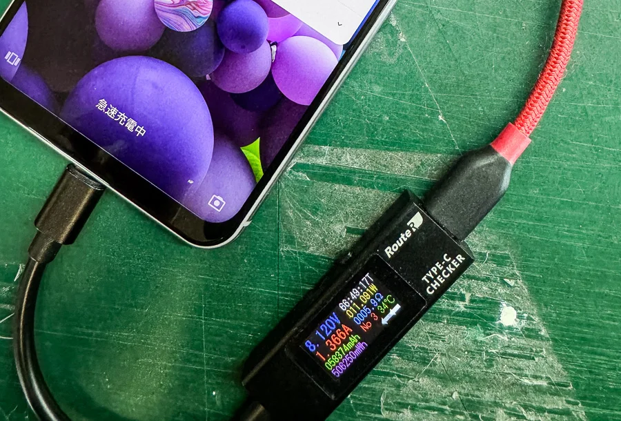 ZenFone 7 ZS670KS 通信修理 — 修理の様子