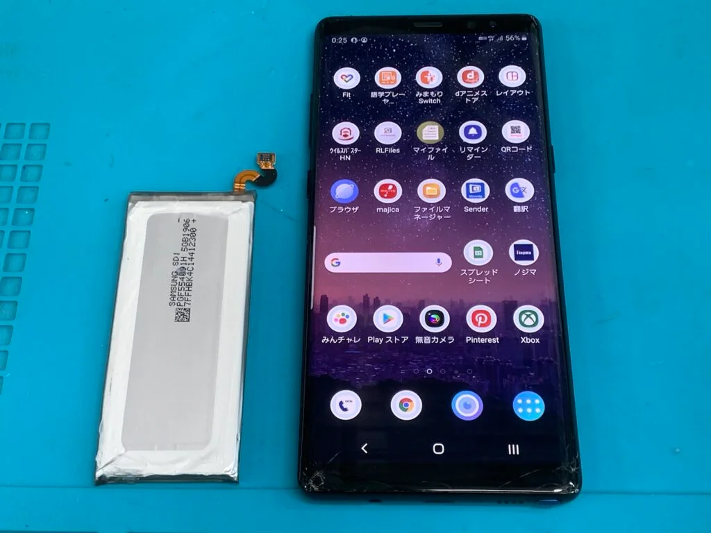 Galaxy Note9 バッテリー交換 — 修理の様子
