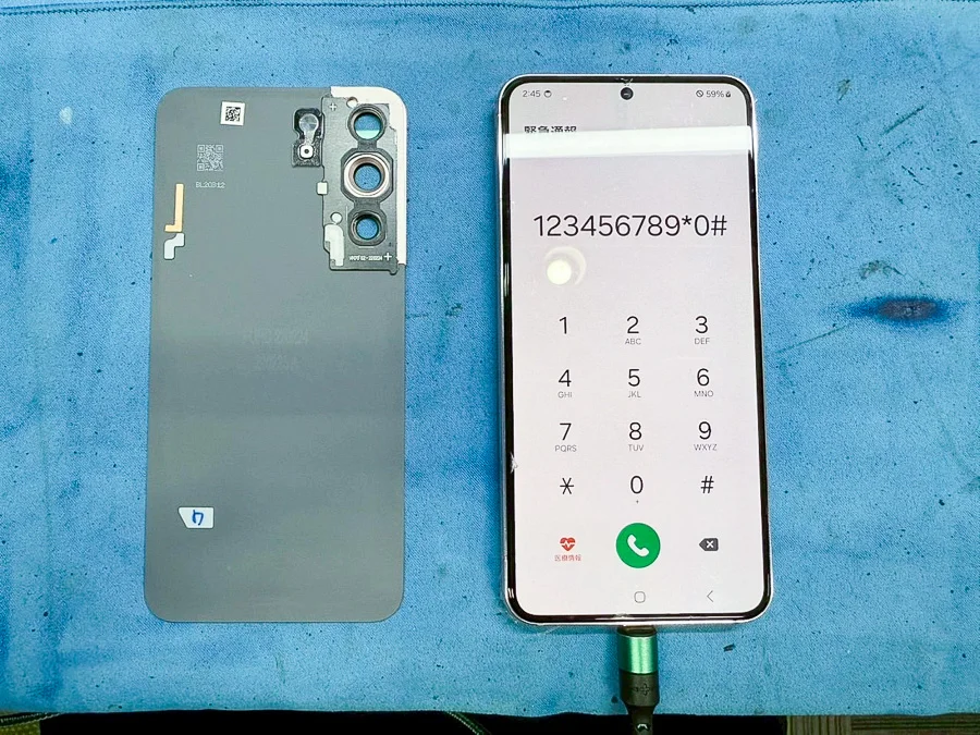 Galaxy Note5 バッテリー交換 — 修理の様子