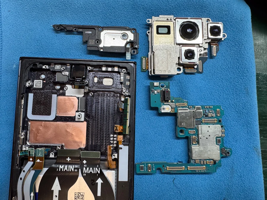 Galaxy Note Edge システム修復 — 修理の様子