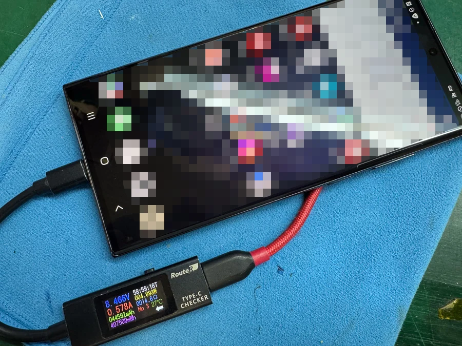 Galaxy S10+ WiFi修理 — 修理の様子