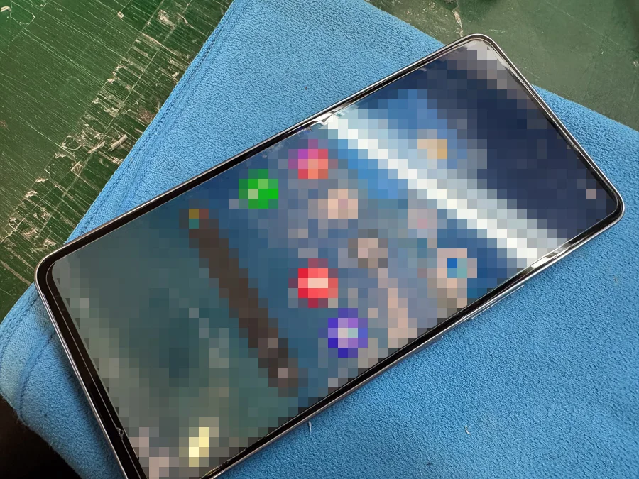 Galaxy S23 Ultra マザーボード修理・IC 基板修理 — 修理の様子