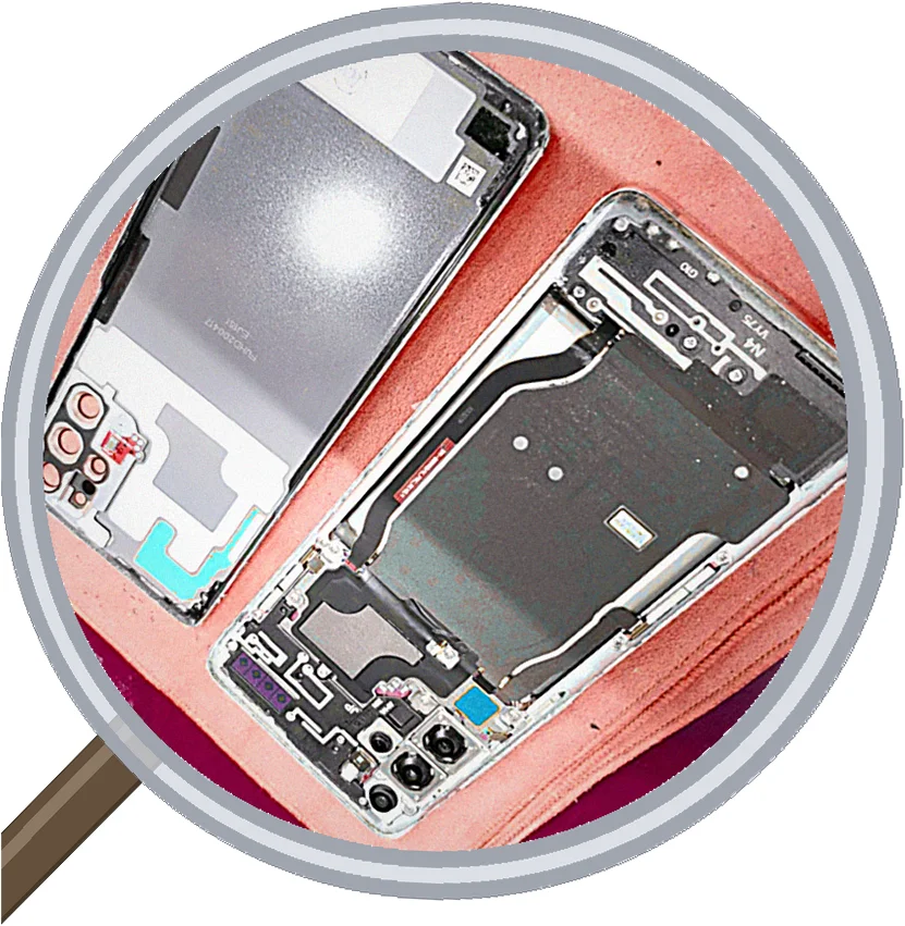 【即日対応】Galaxy S20+ 画面表示不良 液晶パネル交換修理 -東京- — 修理の様子