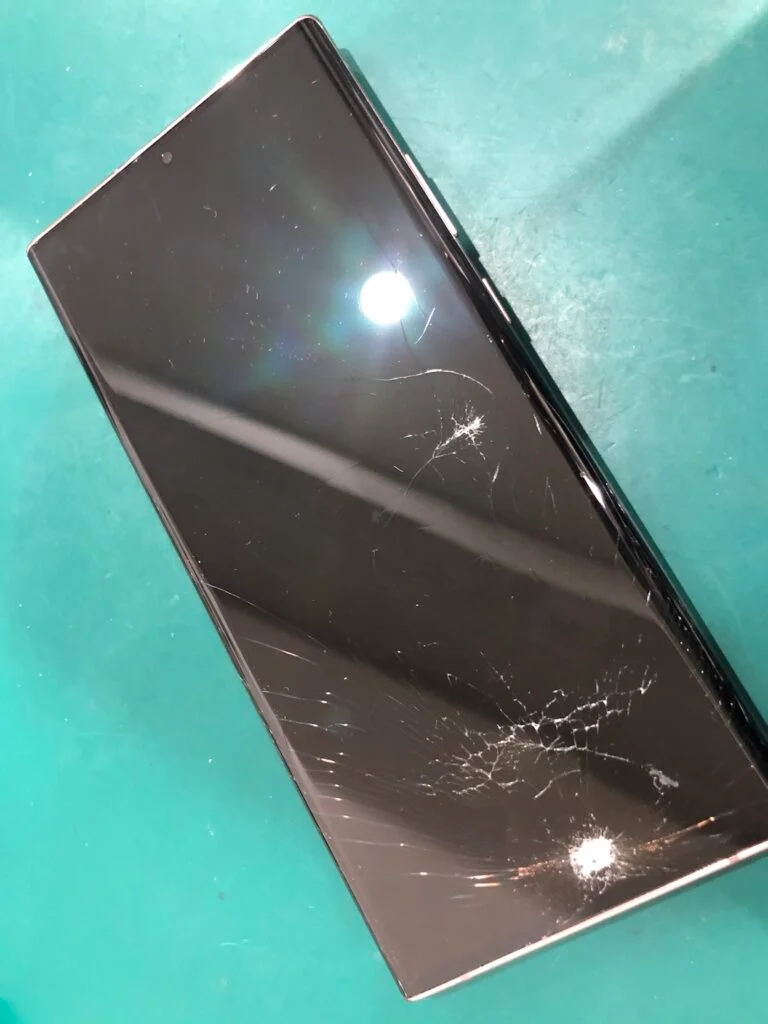 Galaxy S20 5G 液晶修理 — 修理の様子