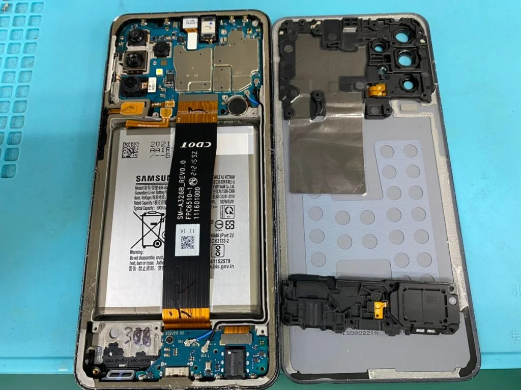 Galaxy S6 Edge 画面割れ修理 — 修理の様子