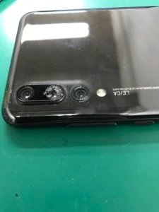 HUAWEI P9 液晶修理 — 修理の様子