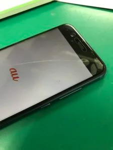 HUAWEI Mate 7 画面割れ修理 — 修理の様子