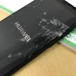 HUAWEI Mate 40 Pro 画面割れ修理 — 修理の様子
