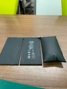 iPad Air 3 2019 バッテリー交換 — 修理の様子