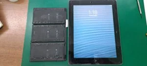 iPad mini 5 2019 バッテリー交換 — 修理の様子