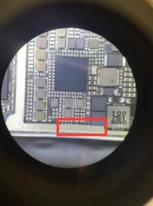 iPad Air 2 2014 起動不良修理 — 修理の様子