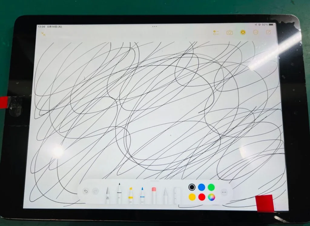 iPad Air 6 2024 液晶修理 — 修理の様子