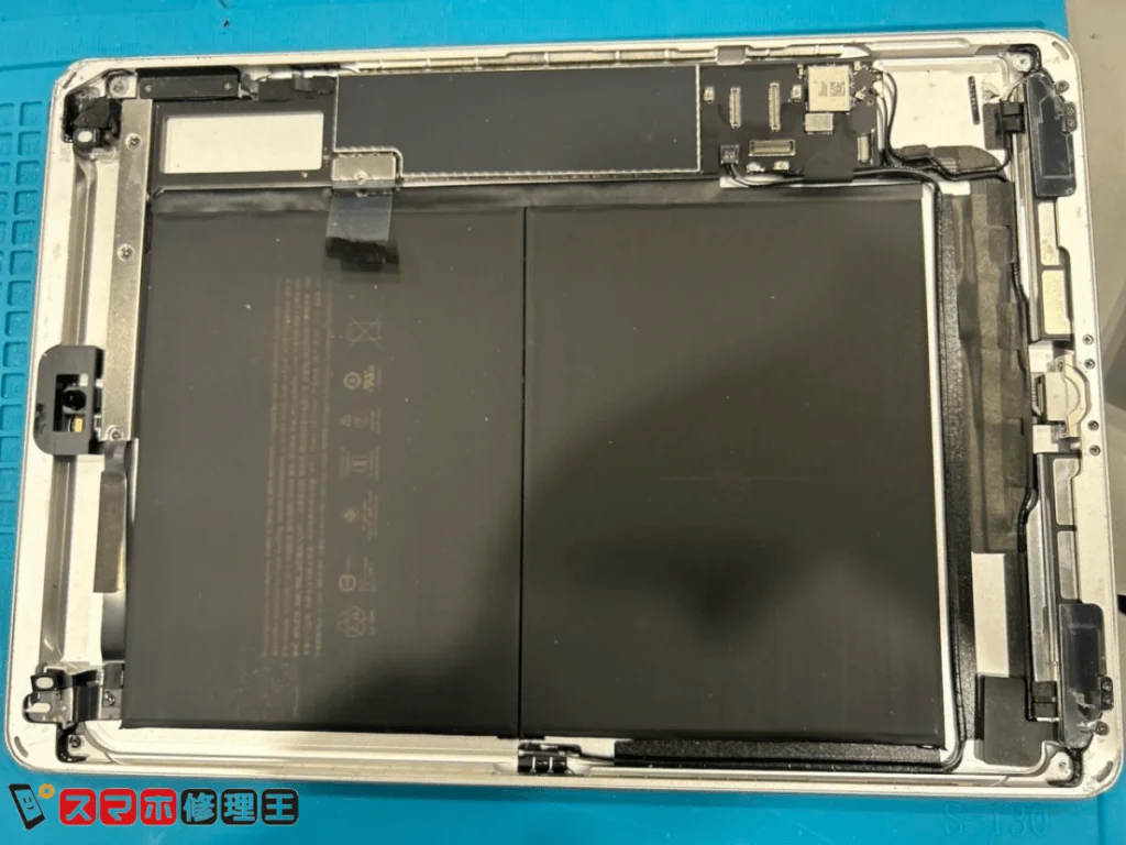 iPad Pro 10.5 2017 タッチパネル修理 — 修理の様子