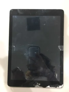 iPad 6 2018 水没修理 — 修理の様子