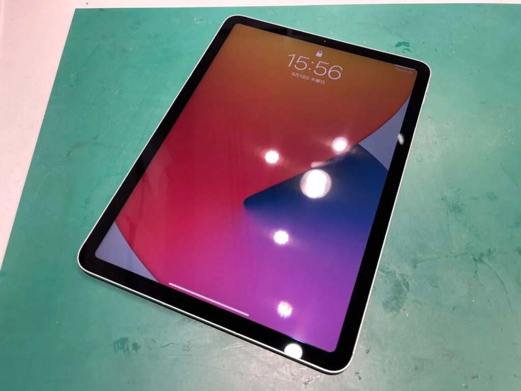 iPad Pro 11 2024 水没修理 — 修理の様子