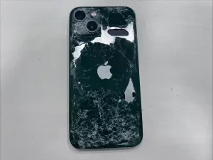 iPhone SE 第1世代 データ復旧 — 修理の様子