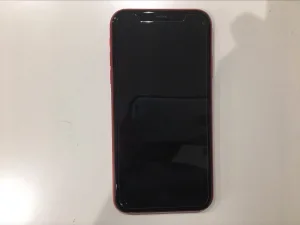 iPhone SE 第2世代 マザーボード修理・IC 基板修理 — 修理の様子