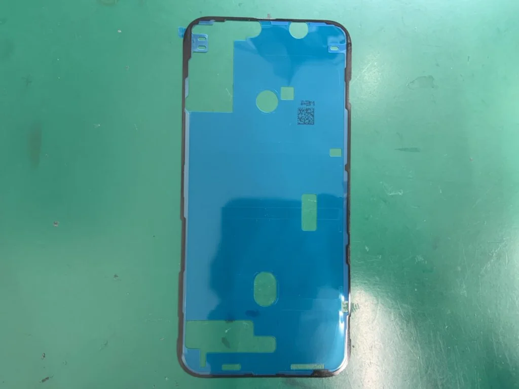 iPhone 12 Pro 液晶修理 — 修理の様子