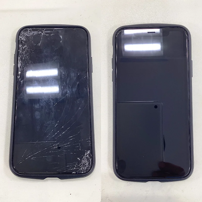 iPhone 8 Plus 液晶修理 — 修理の様子