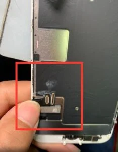 iPhone 16 Plus 水没修理 — 修理の様子