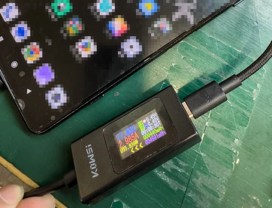 LG style L-03K 通信修理 — 修理の様子