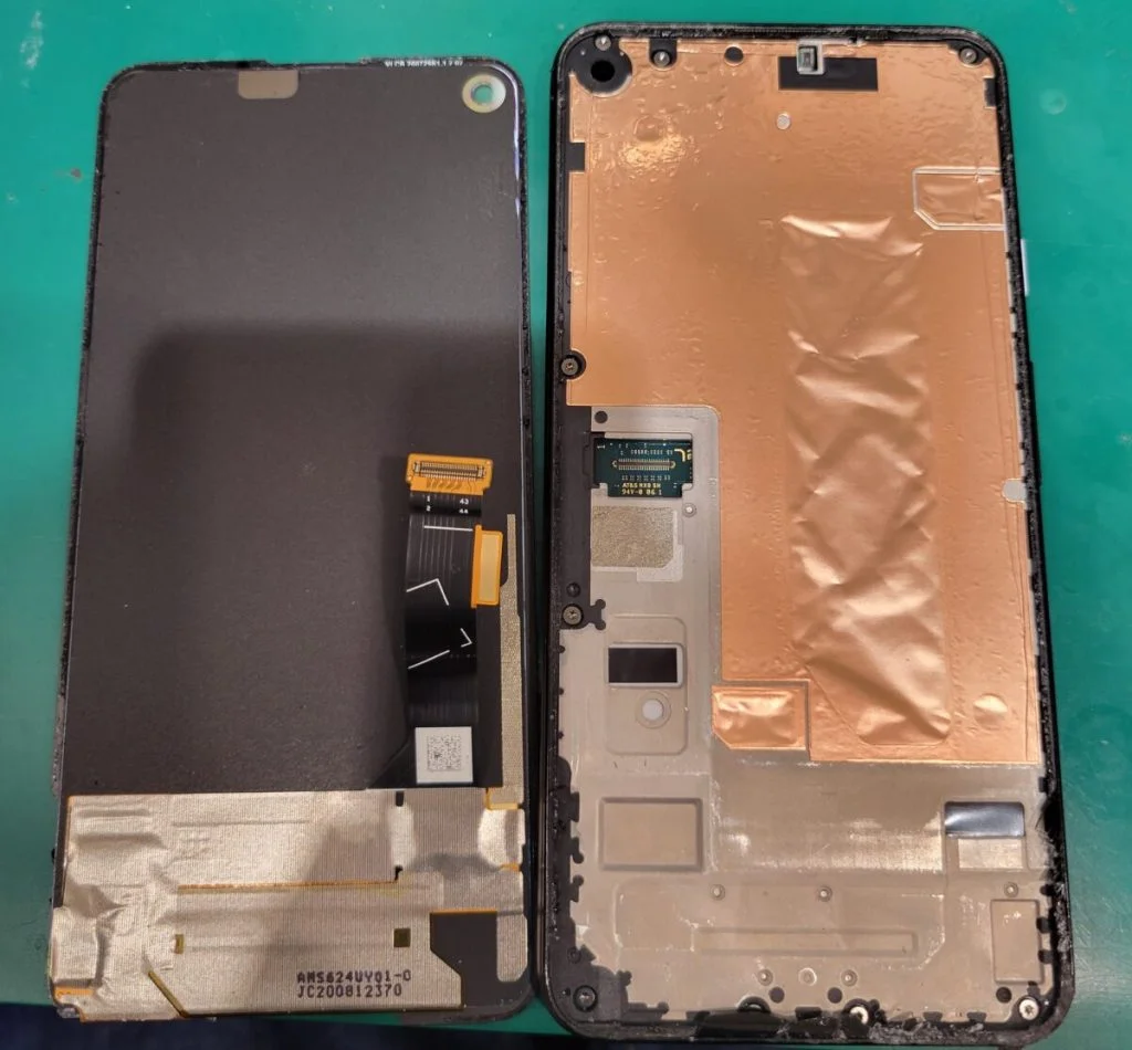 Google Pixel 6 液晶修理 — 修理の様子