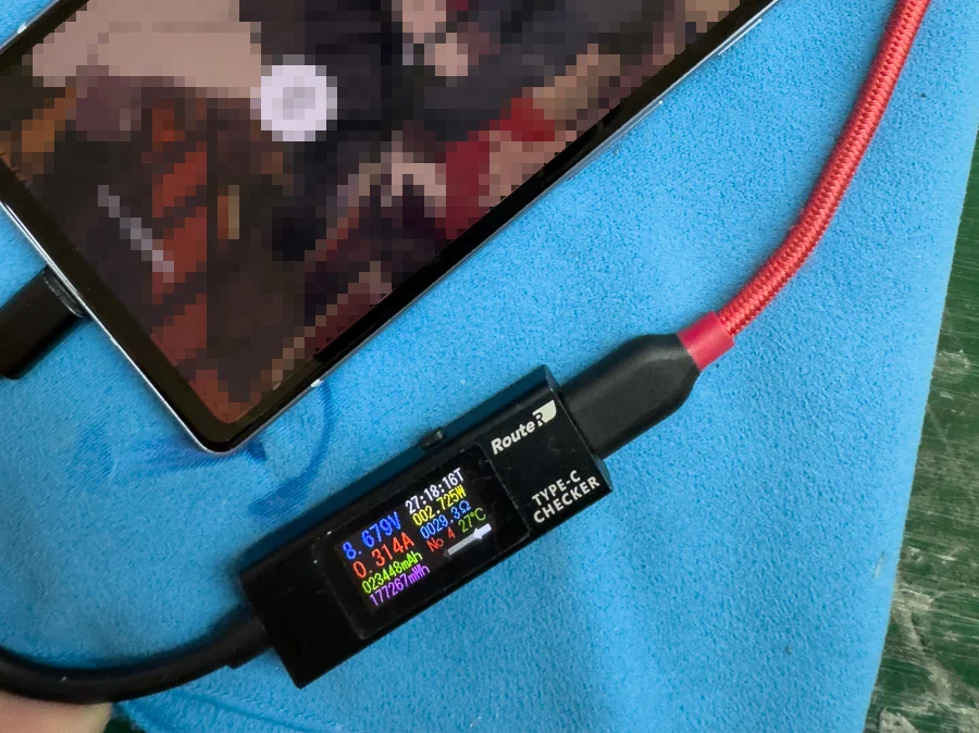 Google Pixel 6 データ復旧 — 修理の様子