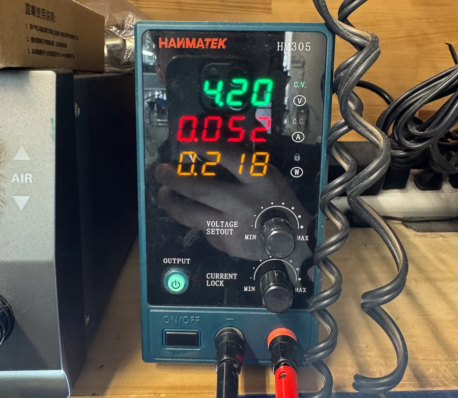 Google Pixel 4 XL システム修復 — 修理の様子