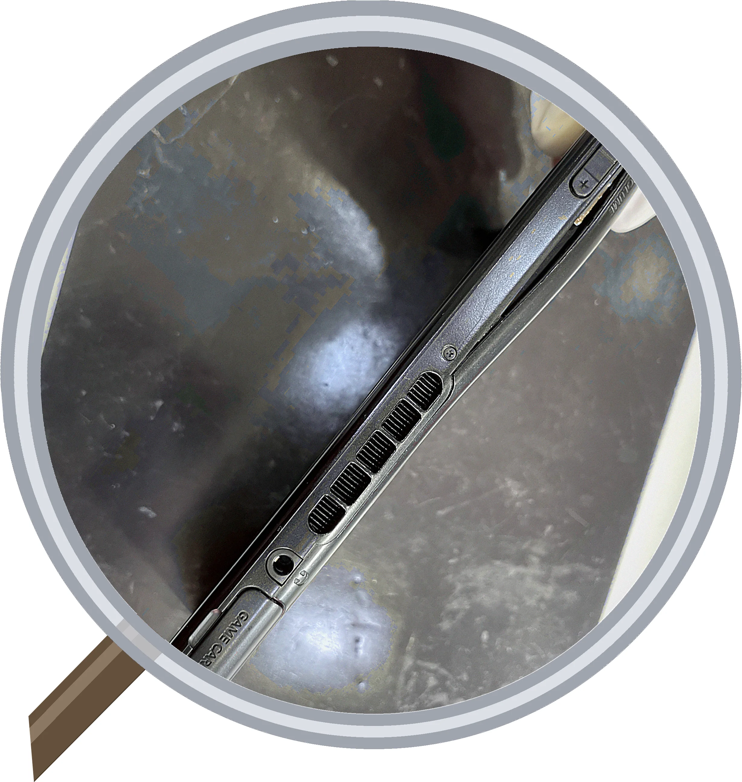 Nintendo Switch 自己修理でバッテリーコネクター破損 [福岡天神店] — 修理の様子