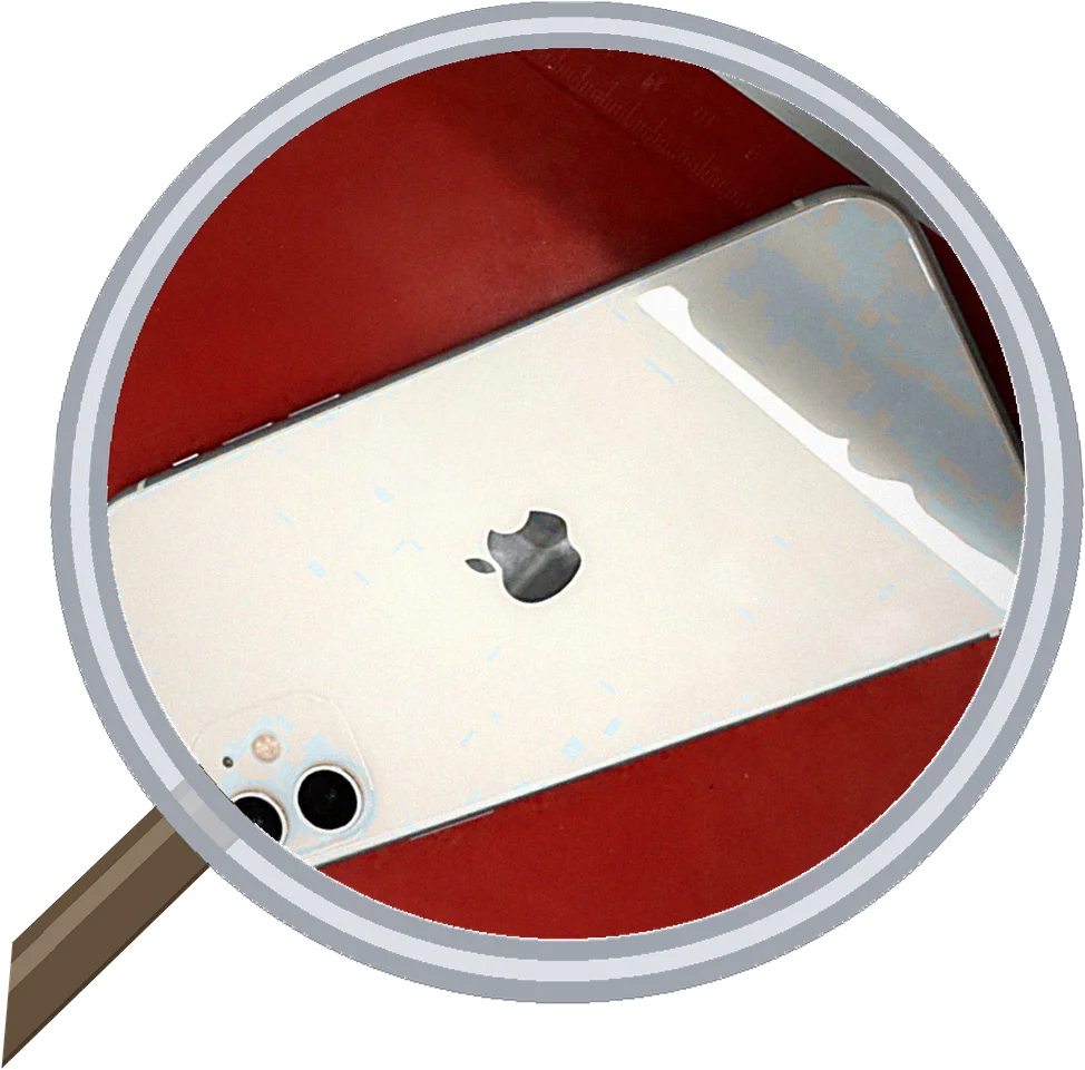 iPhone 11の画面割れを0円修理！モバイル保険で店頭支払いなし — 修理の様子