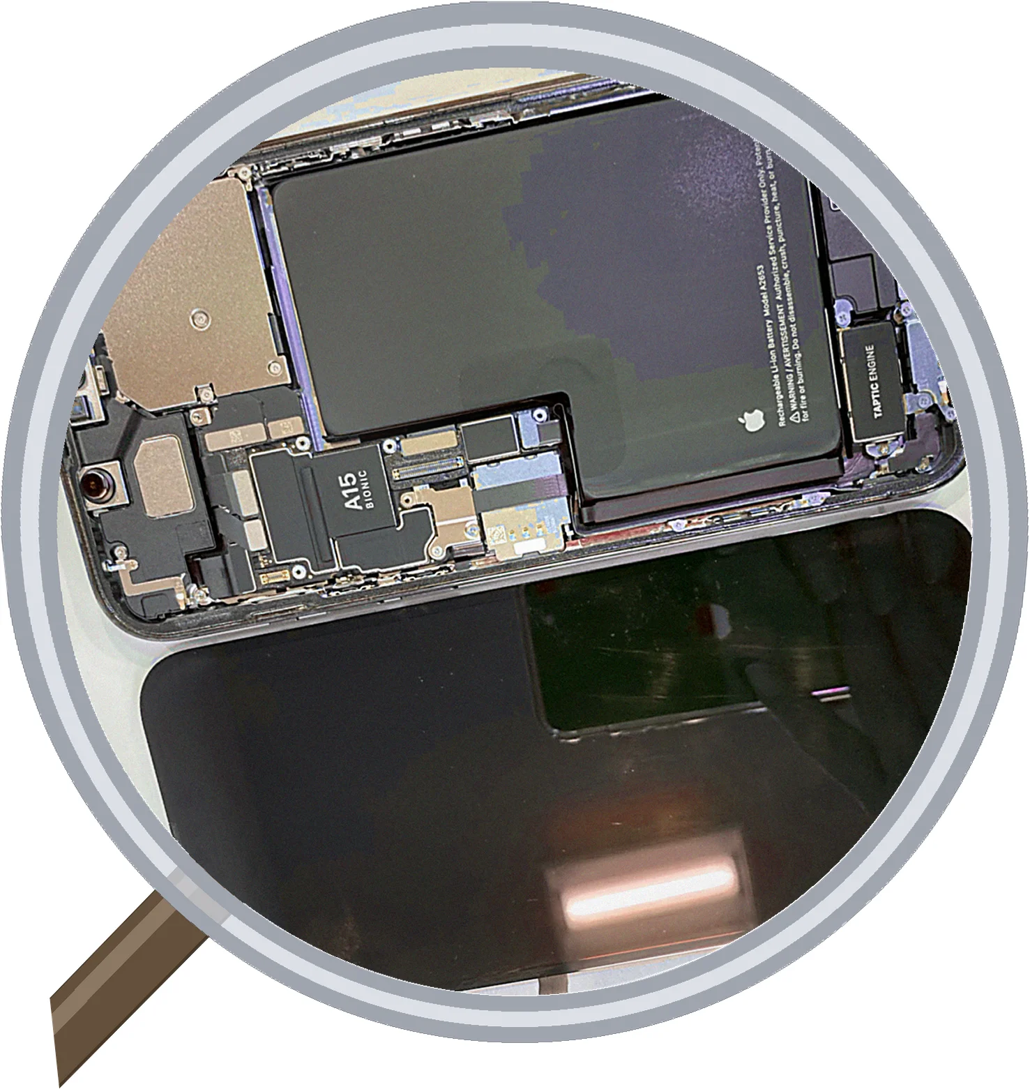 iPhone 13 Pro Max カメラレンズ割れの即日修理｜大阪・松屋町スマエキ