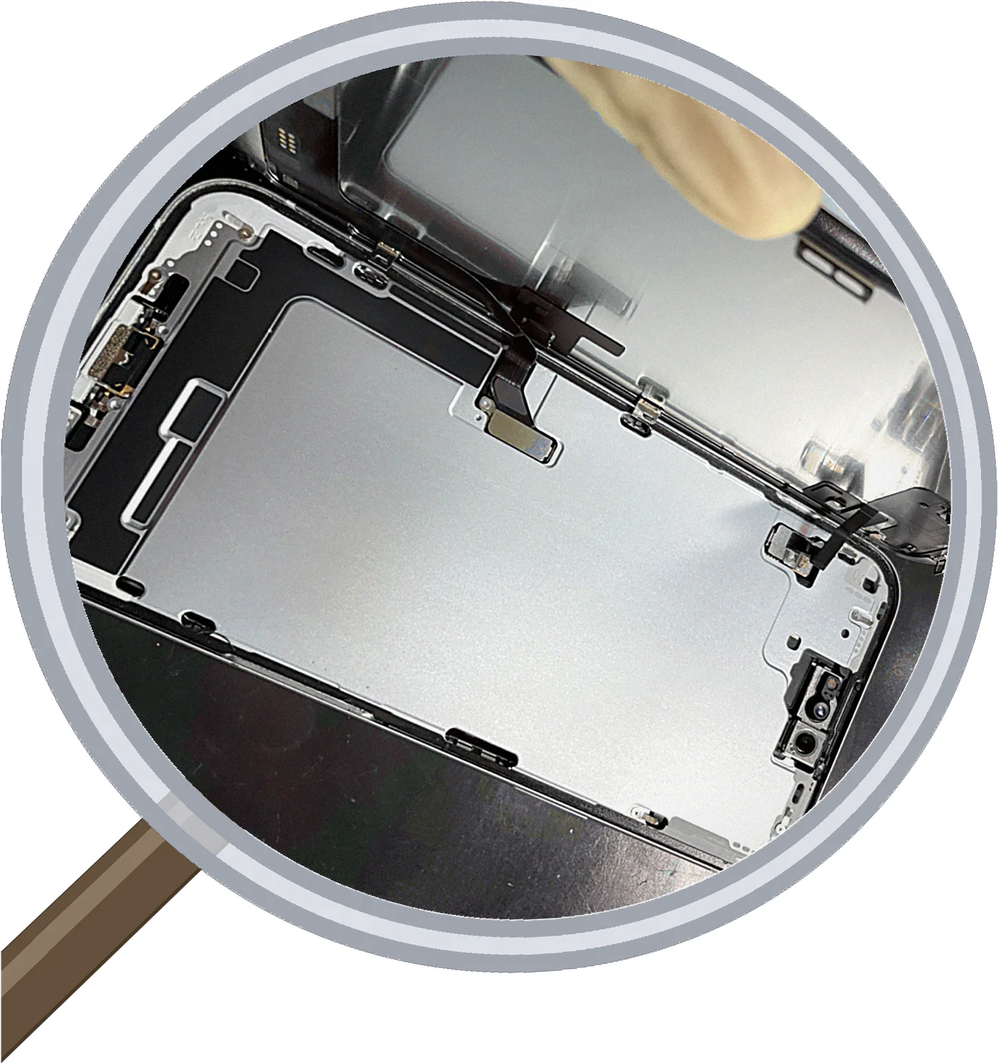 iPhone 15 Plus screen-crack 修理事例