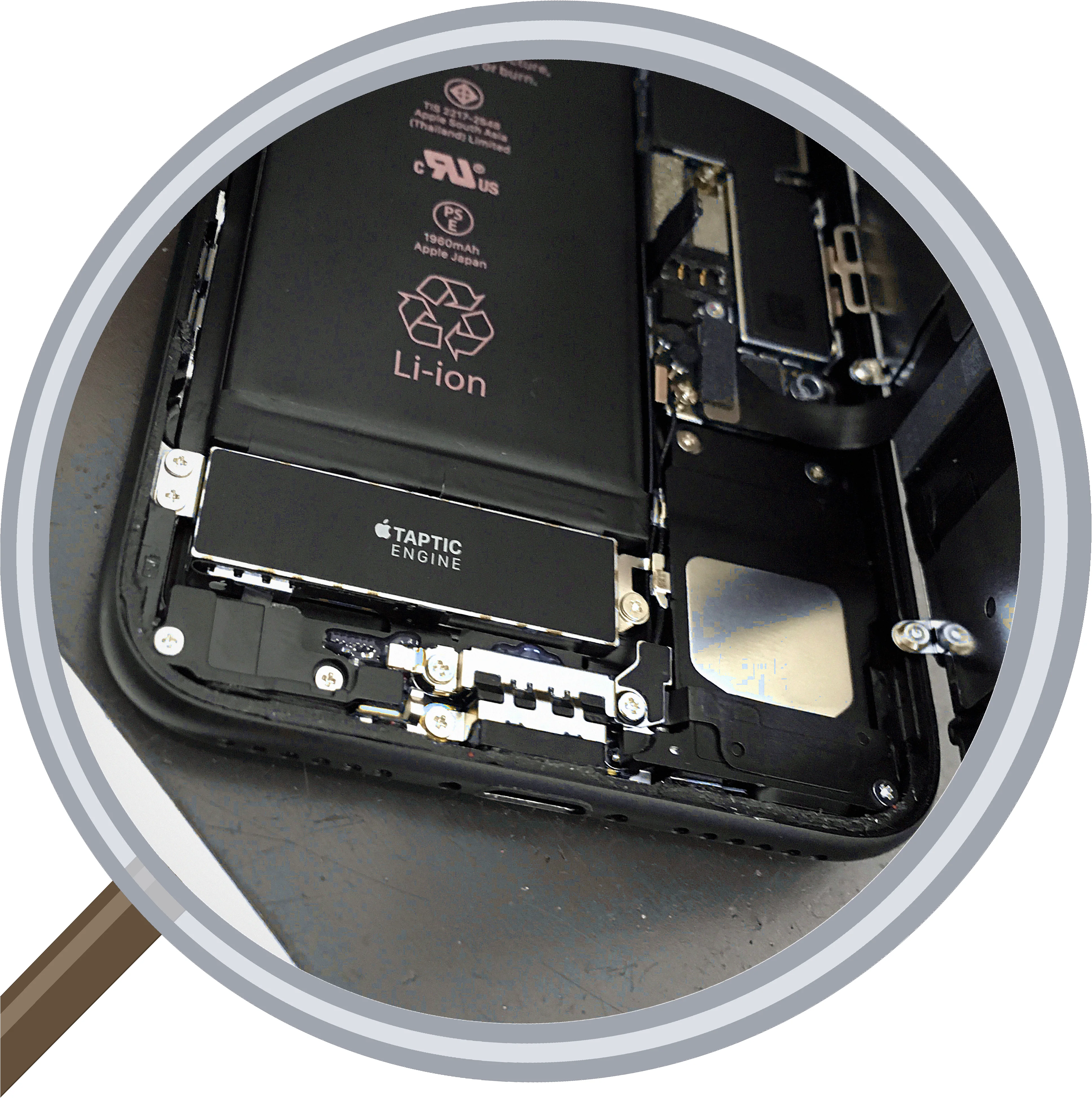 iPhone 7 充電ポート交換修理：30分で完了 — 修理の様子