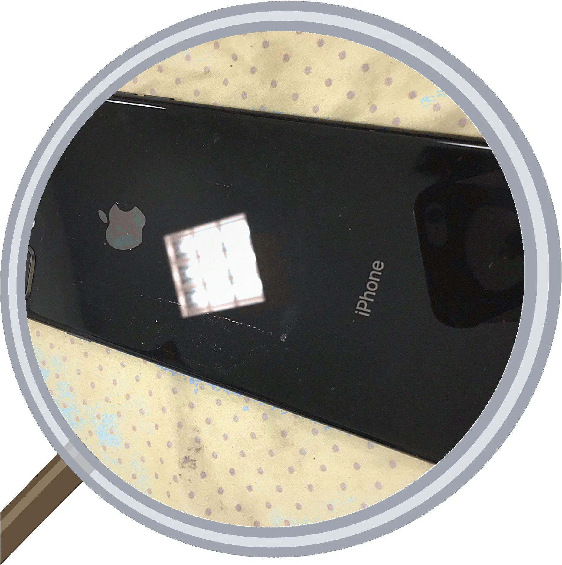 iPhone 8 Plus screen-crack 修理事例