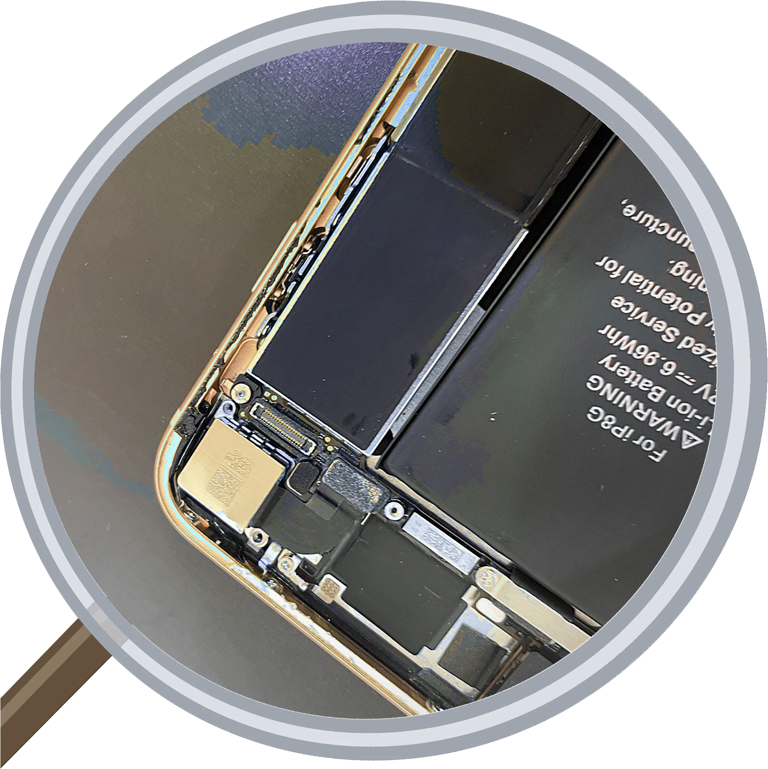 iPhone 8カメラのトラブル解決法7つ！修理依頼先別の対応メリットも詳しく — 修理の様子