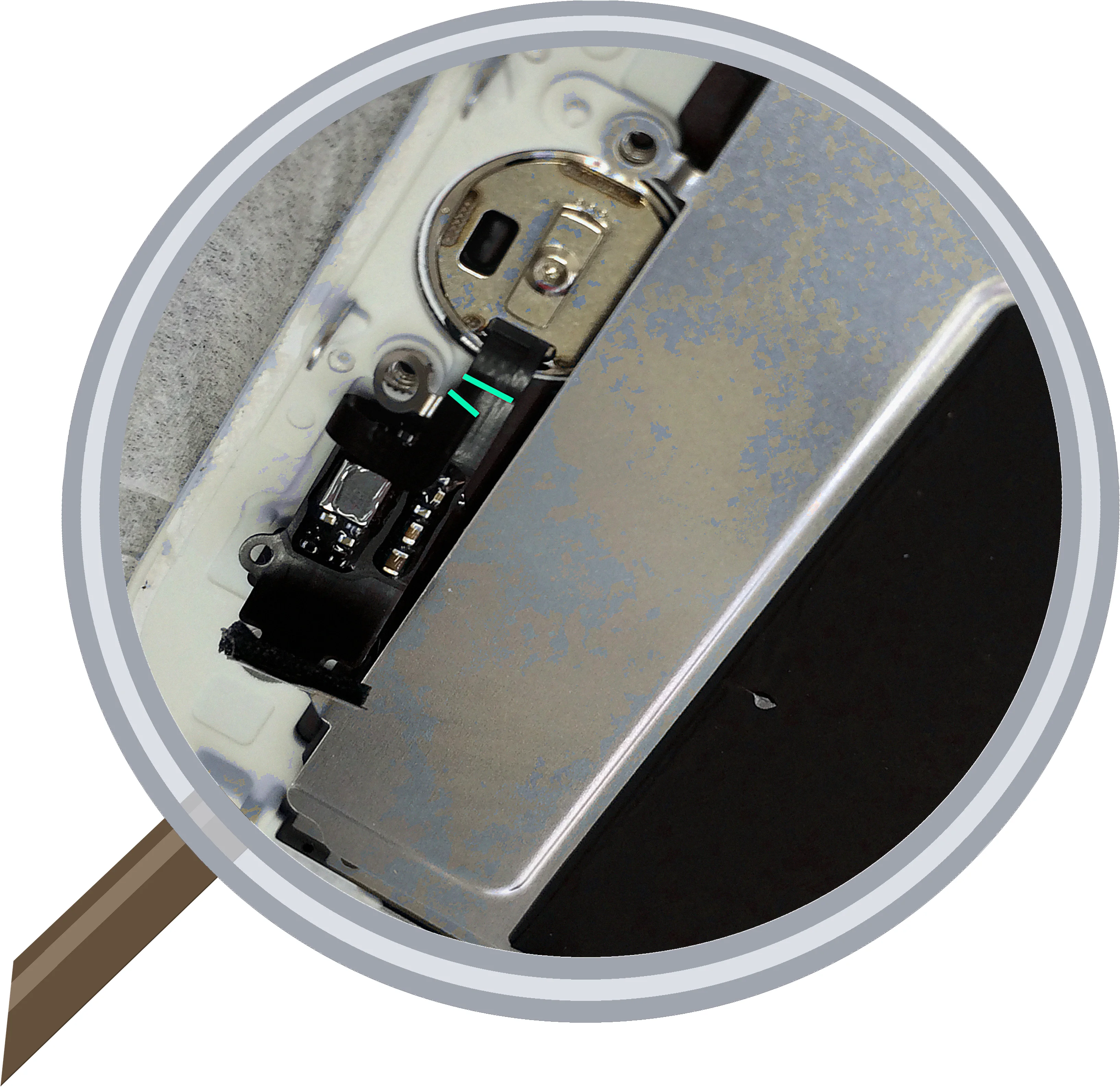 iPhone8の画面が割れて何もうつらなくなっても修理できます — 修理の様子