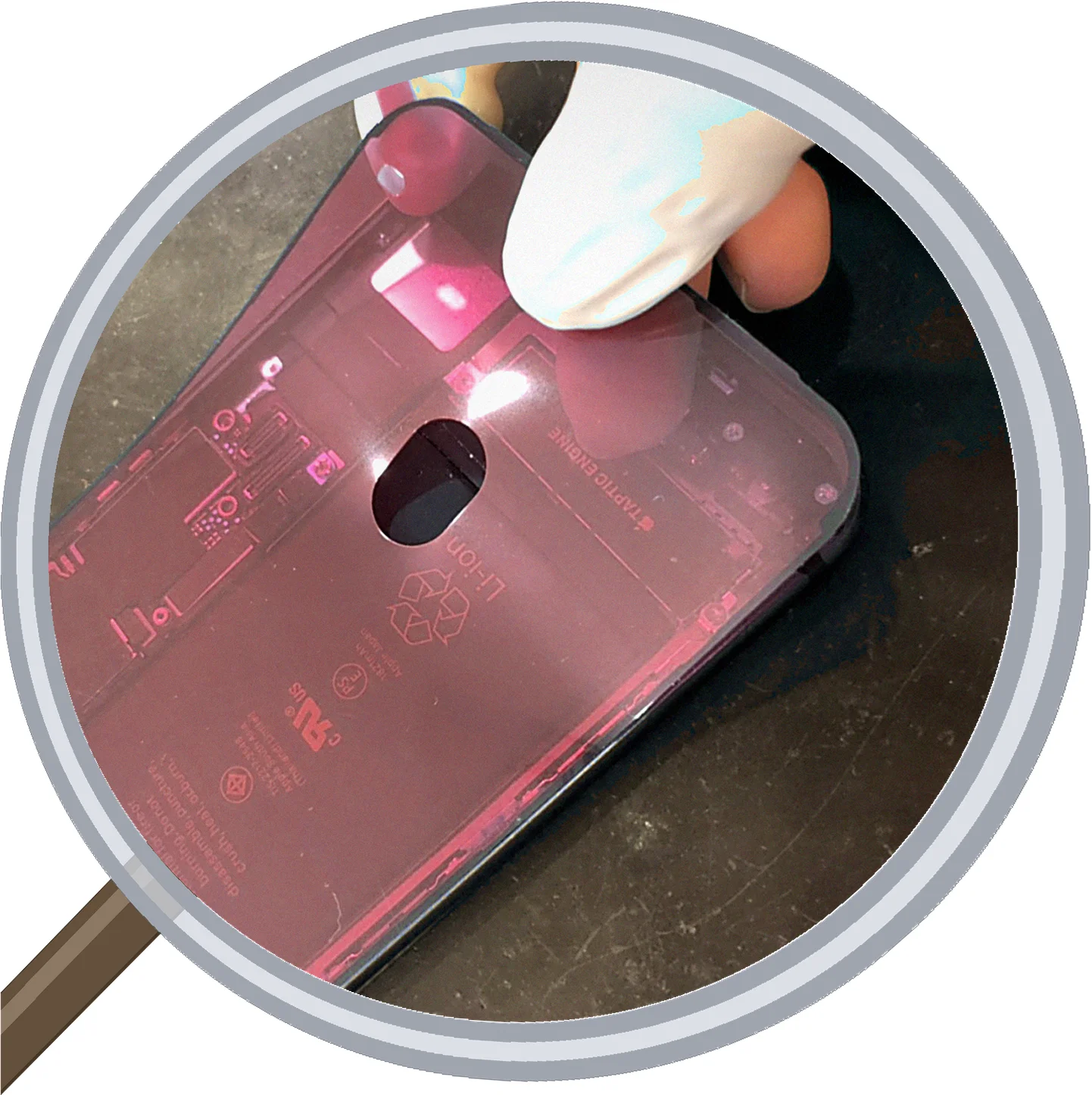 iPhone 8 screen-crack 修理事例
