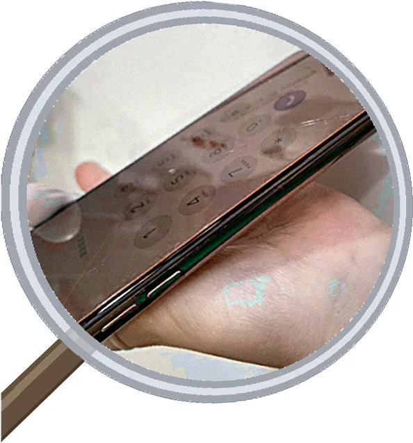 iPhone Xsのバッテリー交換、迷ったら早めに対応した方がいい理由 — 修理の様子