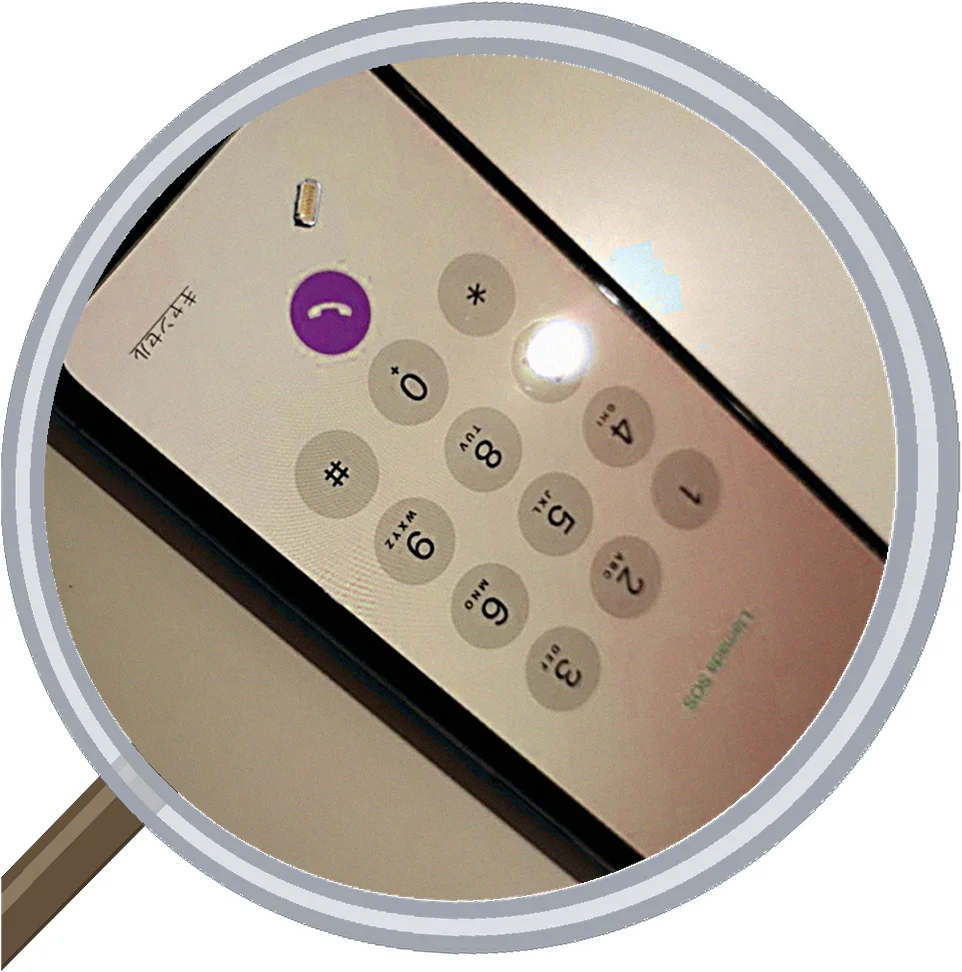 iPhone Xsの充電が効かない…Appleより非正規修理店が選ばれる理由 — 修理の様子