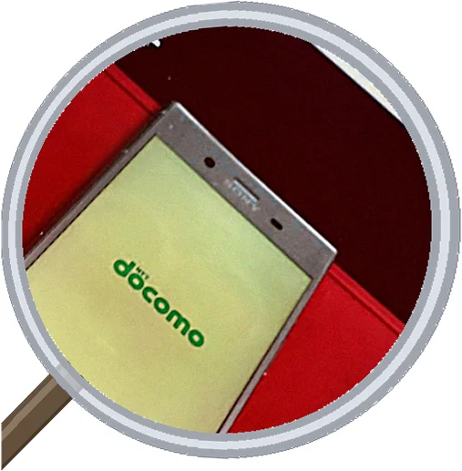 Xperia XZの画面割れと充電ポート修理 — 大阪難波での実績 — 修理の様子