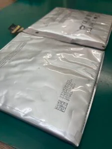 Surface Go バッテリー交換 — 修理の様子