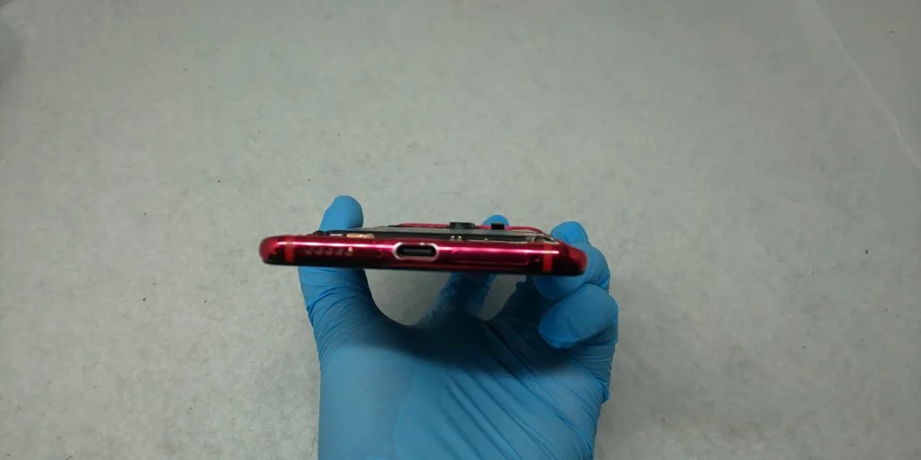 Xiaomi Redmi Note 10 JE バッテリー交換 — 修理の様子