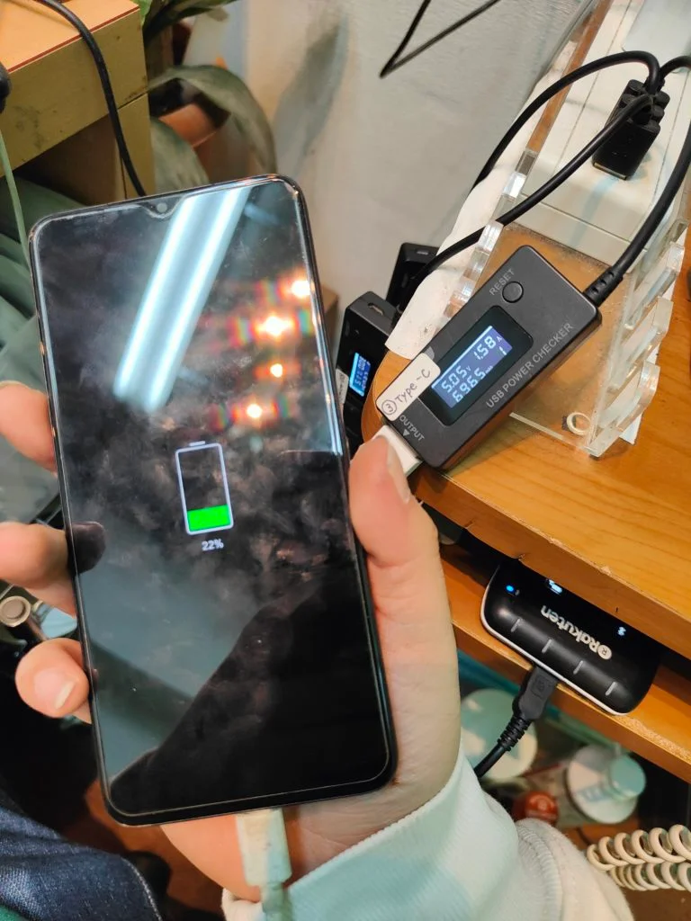 Xiaomi Mi 11 Lite 5G 起動不良修理 — 修理の様子