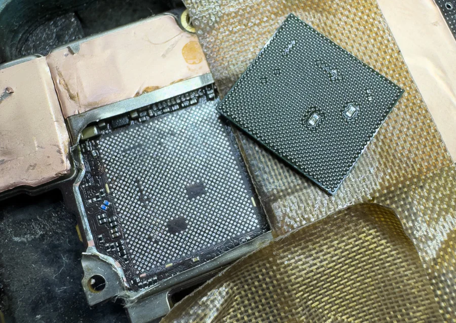 Xiaomi Redmi 12C システム修復 — 修理の様子