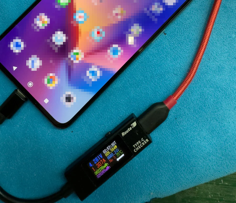 Xiaomi Mi Mix 3 5G システム修復 — 修理の様子