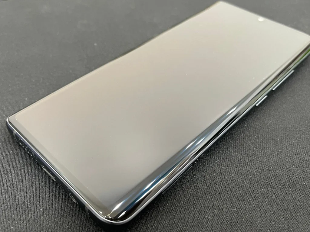 Xiaomi 12T Pro 液晶修理 — 修理の様子